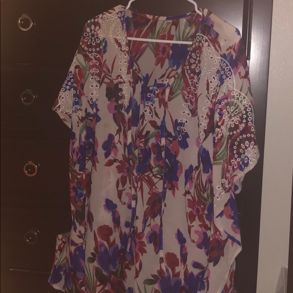 Ladies floral cover up